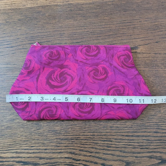 Lancome Magenta and Purple Floral Zippered Cosmetic Bag NEW - Picture 6 of 7
